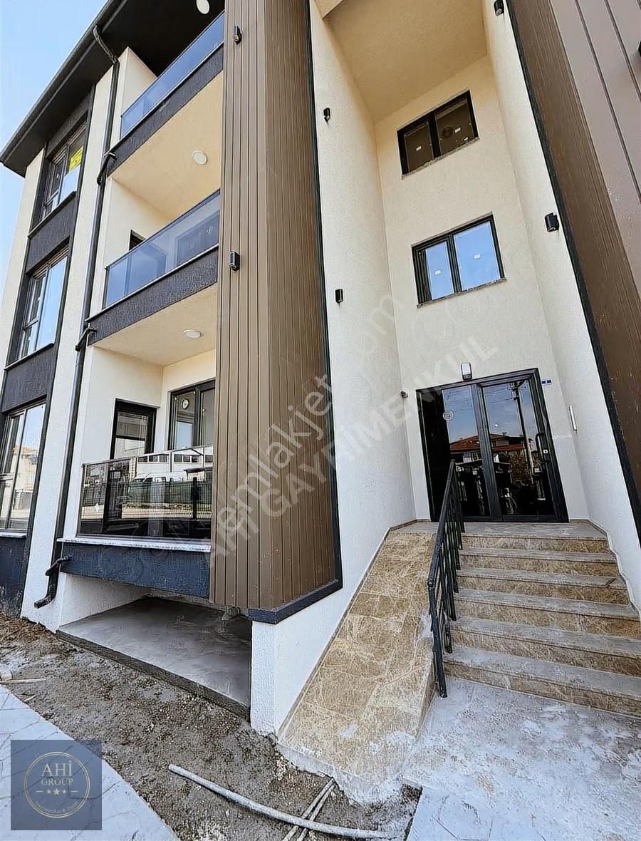 Ahi Group'tan Ebeveyn Banyolu Geniş 2+1 Daire - Görsel 15