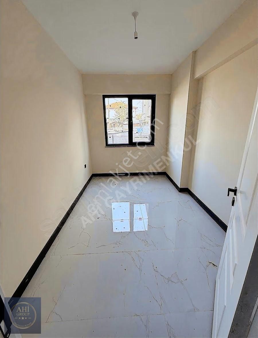 Ahi Group'tan Ebeveyn Banyolu Geniş 2+1 Daire - Görsel 10