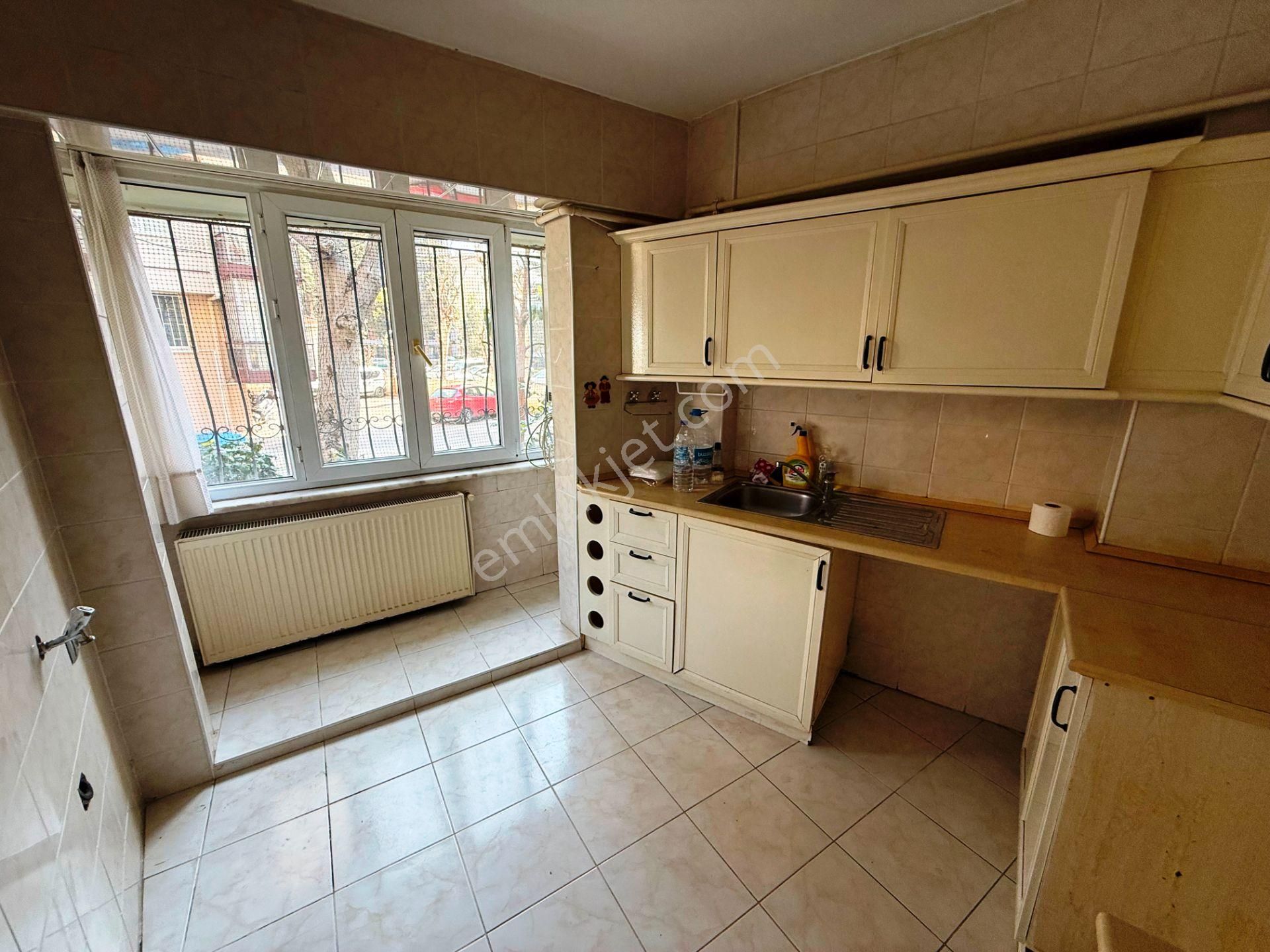 Feneryolu'nda 80m2 Müstakil Girişli Evcil Dostu Temiz Kiralık 2+1 - Görsel 15