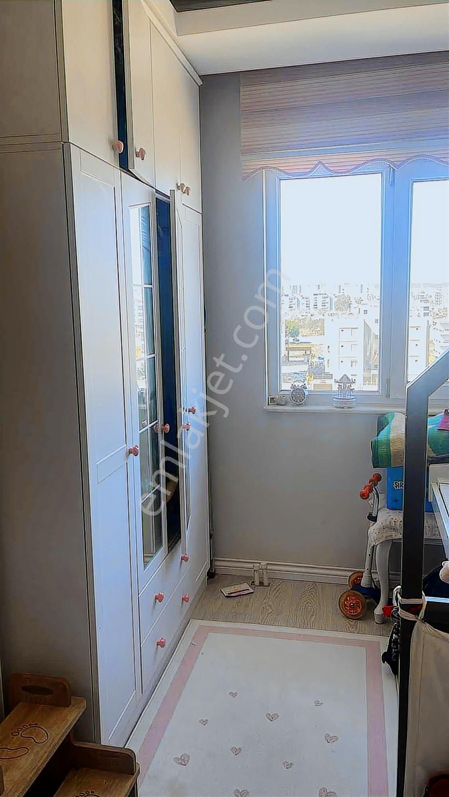 Olimpik Havuzlu Site İçi Temiz Eşyalı 2+1 - Görsel 9