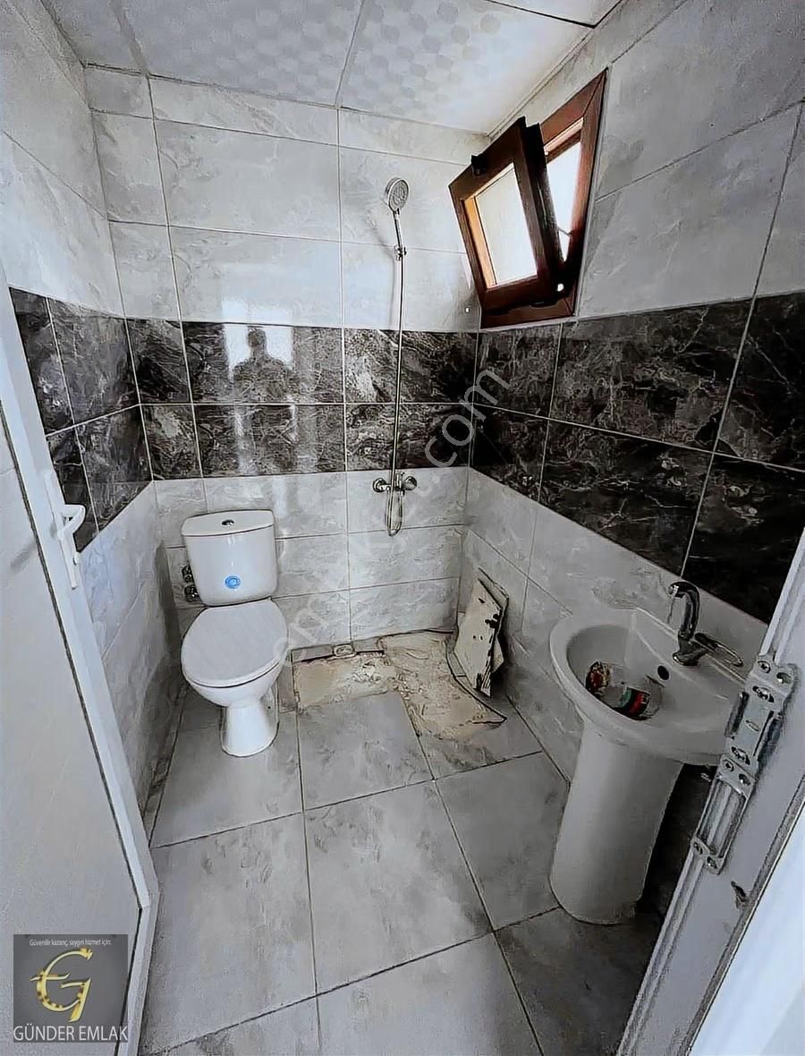 Kazımdirik Mahallesinde 2+1 Kiralık Daire - Görsel 19