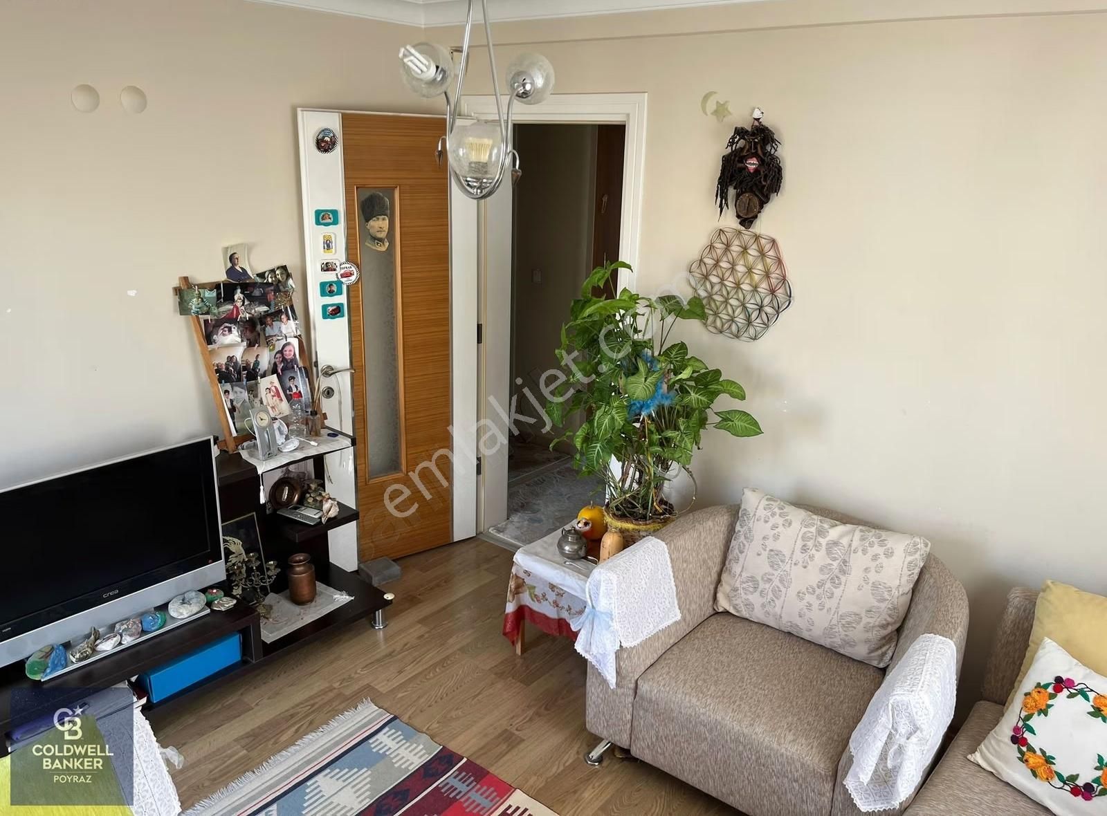 Menderes Cüneytbey Mah. Satılık 160 M2 Ara Kat 3+1 Daire - Görsel 15