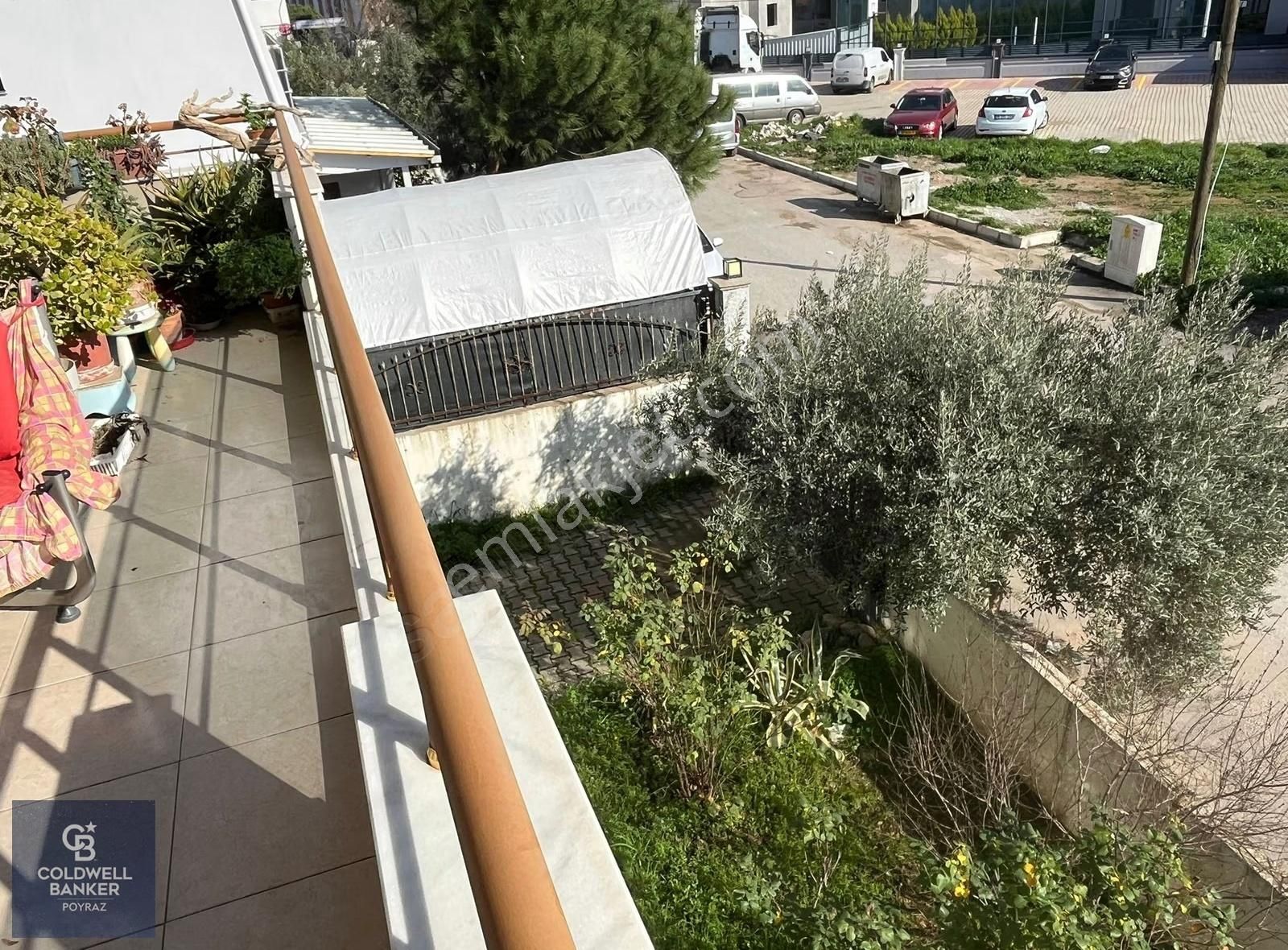 Menderes Cüneytbey Mah. Satılık 160 M2 Ara Kat 3+1 Daire - Görsel 10