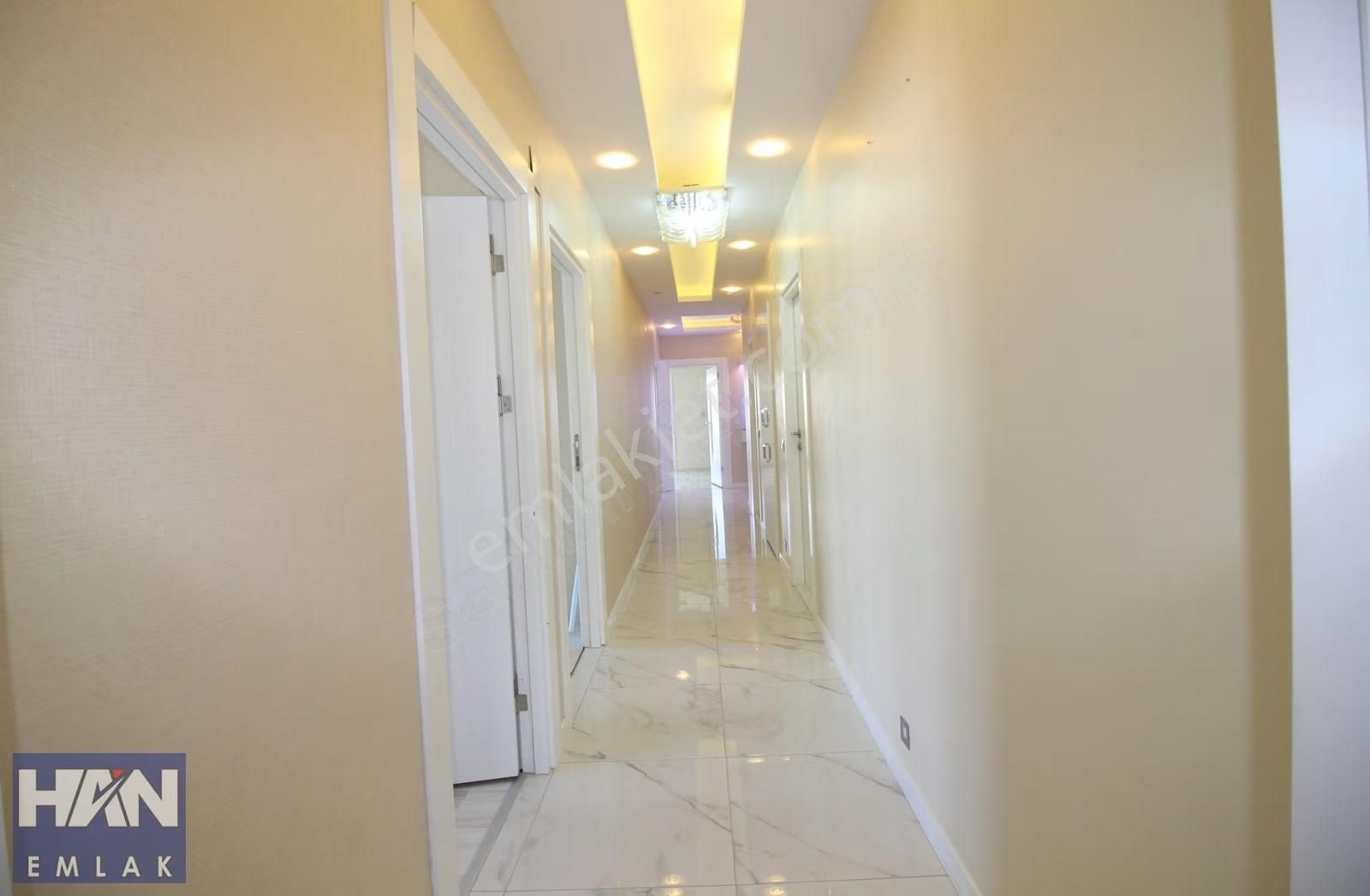 Han Emlak'tan Merkez Mah'de Site İçi Havuzlu Lüks Kiralık 4+1 - Görsel 25