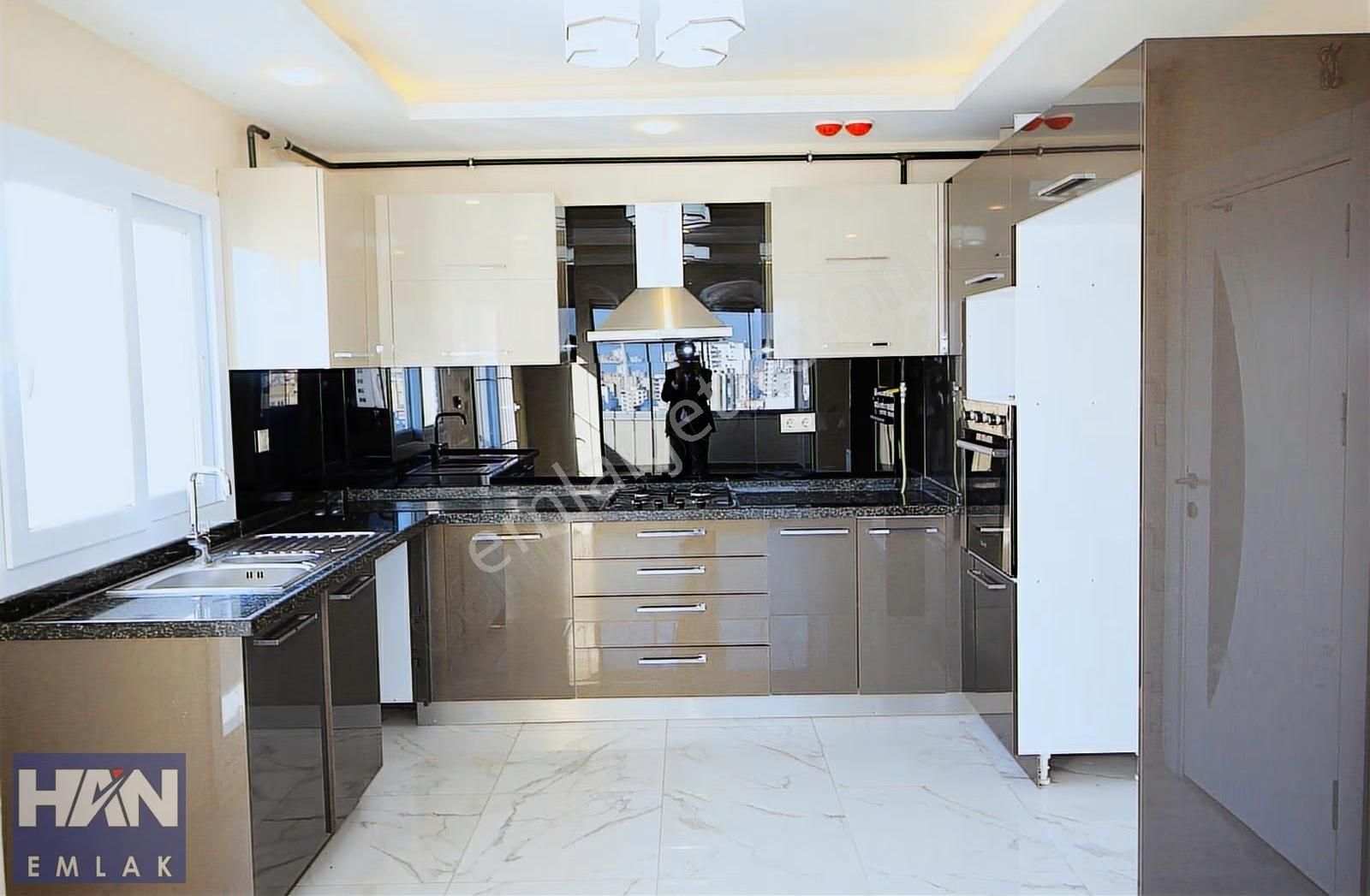 Han Emlak'tan Merkez Mah'de Site İçi Havuzlu Lüks Kiralık 4+1 - Görsel 22