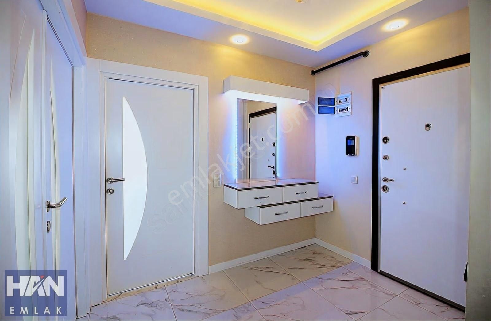 Han Emlak'tan Merkez Mah'de Site İçi Havuzlu Lüks Kiralık 4+1 - Görsel 21