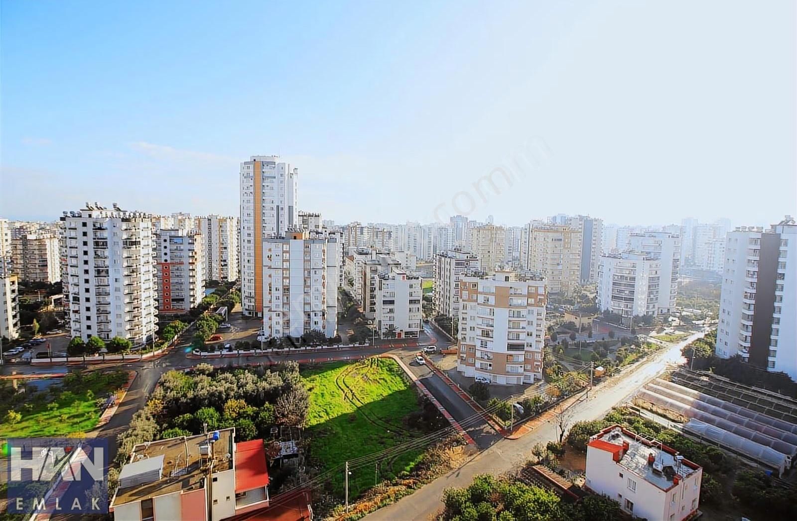 Han Emlak'tan Merkez Mah'de Site İçi Havuzlu Lüks Kiralık 4+1 - Görsel 2