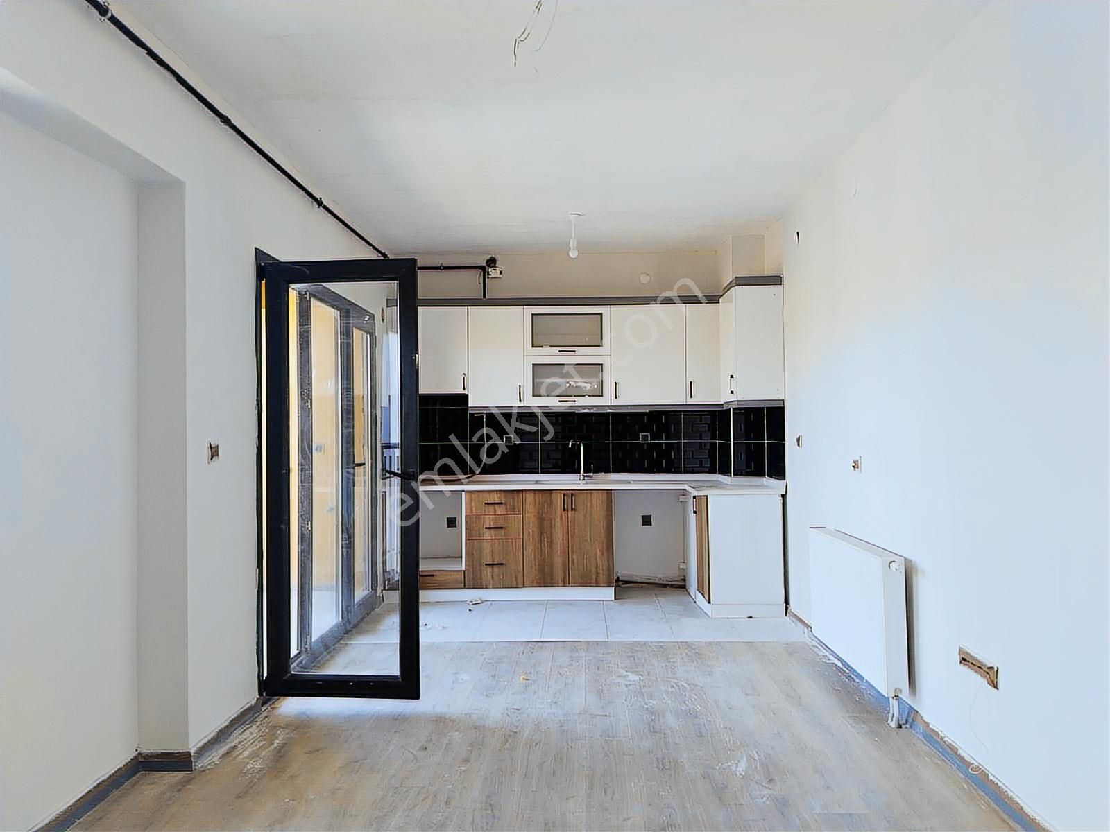 Akermax Gayrimenkulden Satılık Manzaralı 1+1 Daire - Görsel 24