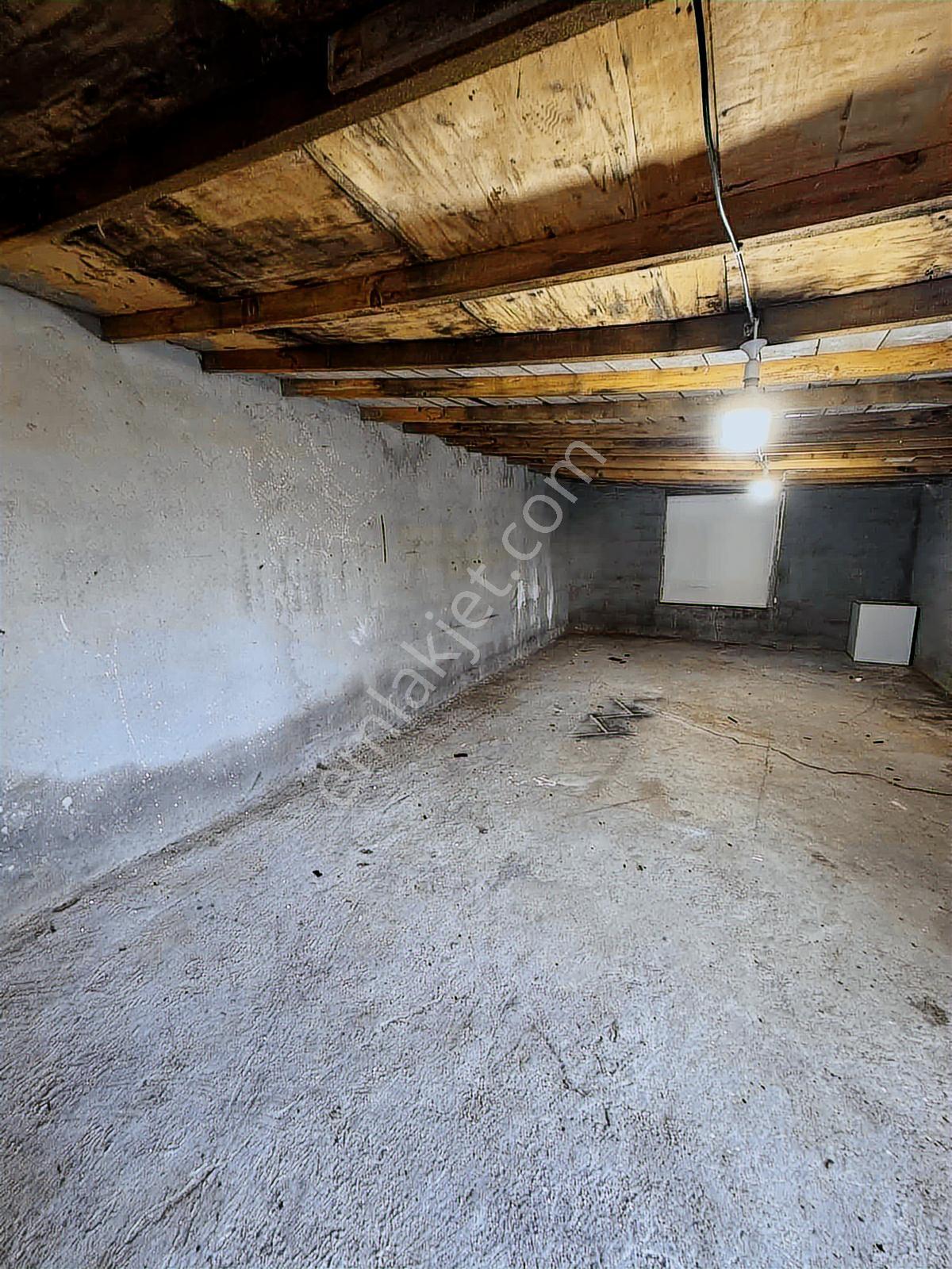 Bornova Eğridere Mahallesinde Kiralık 50 M² Dükkan - Görsel 5