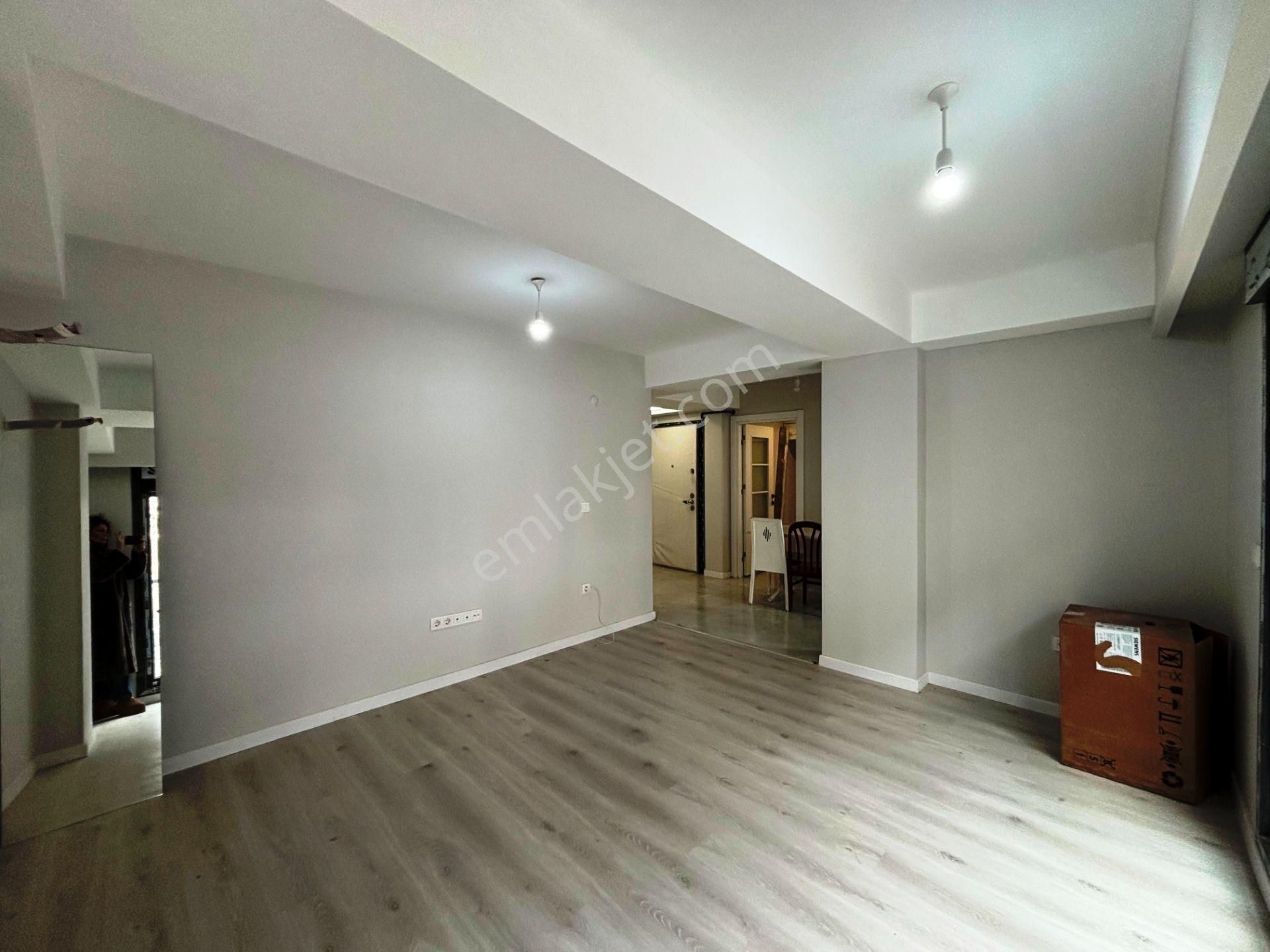 Pendik Sahilde 1.kat Sıfır Balkonlu Panjurlu 80m2 Satılık 2+1 - Görsel 8