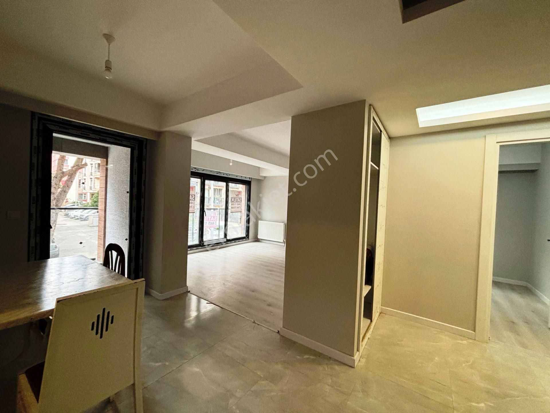 Pendik Sahilde 1.kat Sıfır Balkonlu Panjurlu 80m2 Satılık 2+1 - Görsel 19