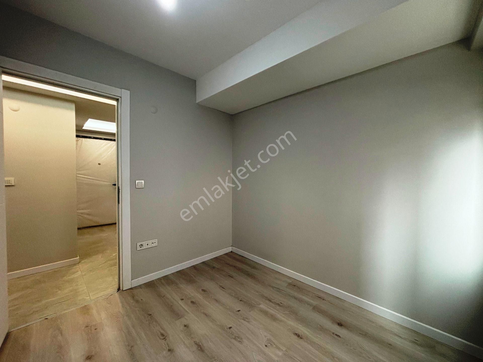 Pendik Sahilde 1.kat Sıfır Balkonlu Panjurlu 80m2 Satılık 2+1 - Görsel 15