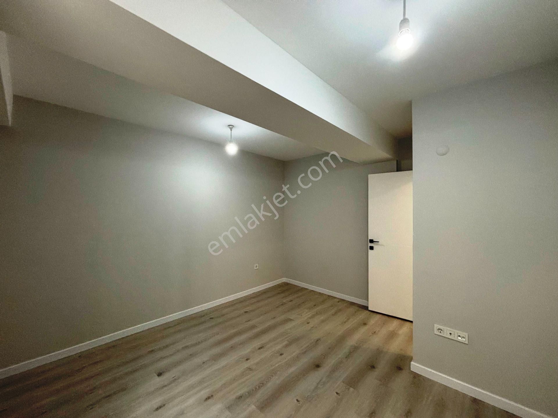 Pendik Sahilde 1.kat Sıfır Balkonlu Panjurlu 80m2 Satılık 2+1 - Görsel 11