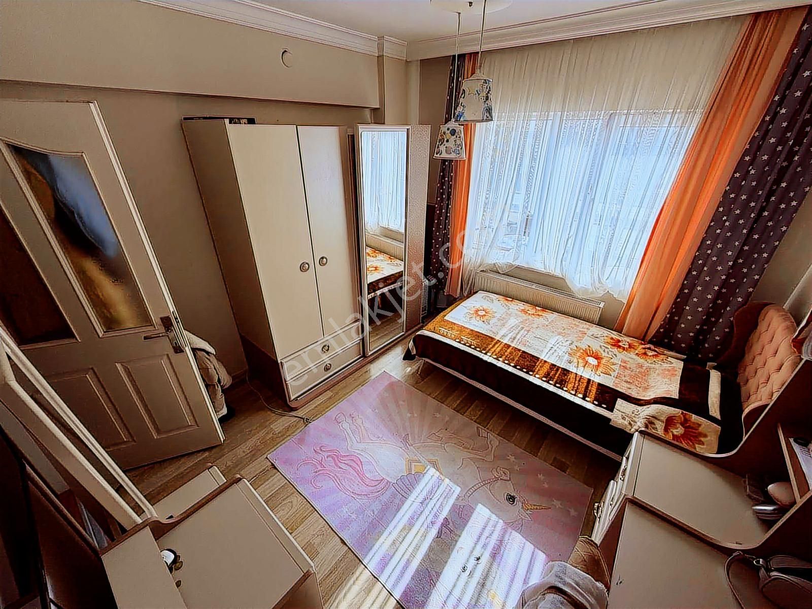 Burcudan 600 Evler Mh. Cadde Üstü Ön Cephe 2+1 Satılık Daire - Görsel 6