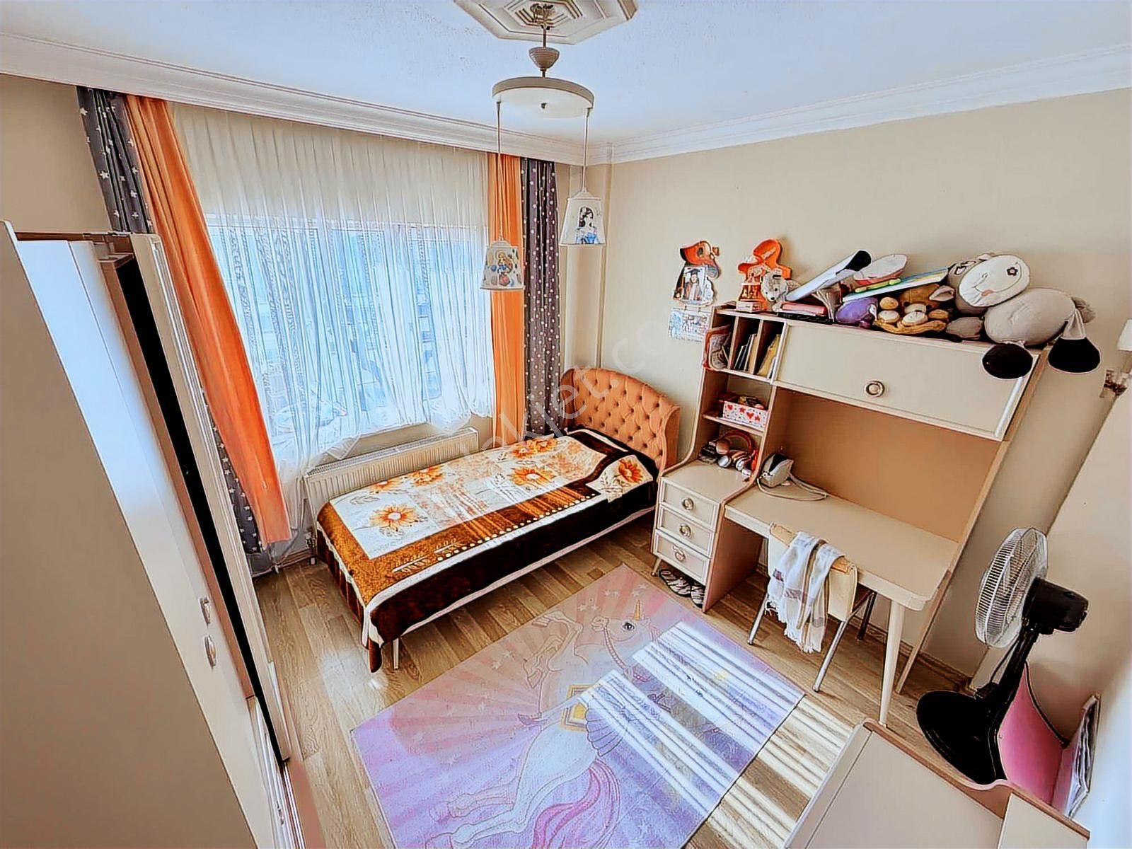 Burcudan 600 Evler Mh. Cadde Üstü Ön Cephe 2+1 Satılık Daire - Görsel 7