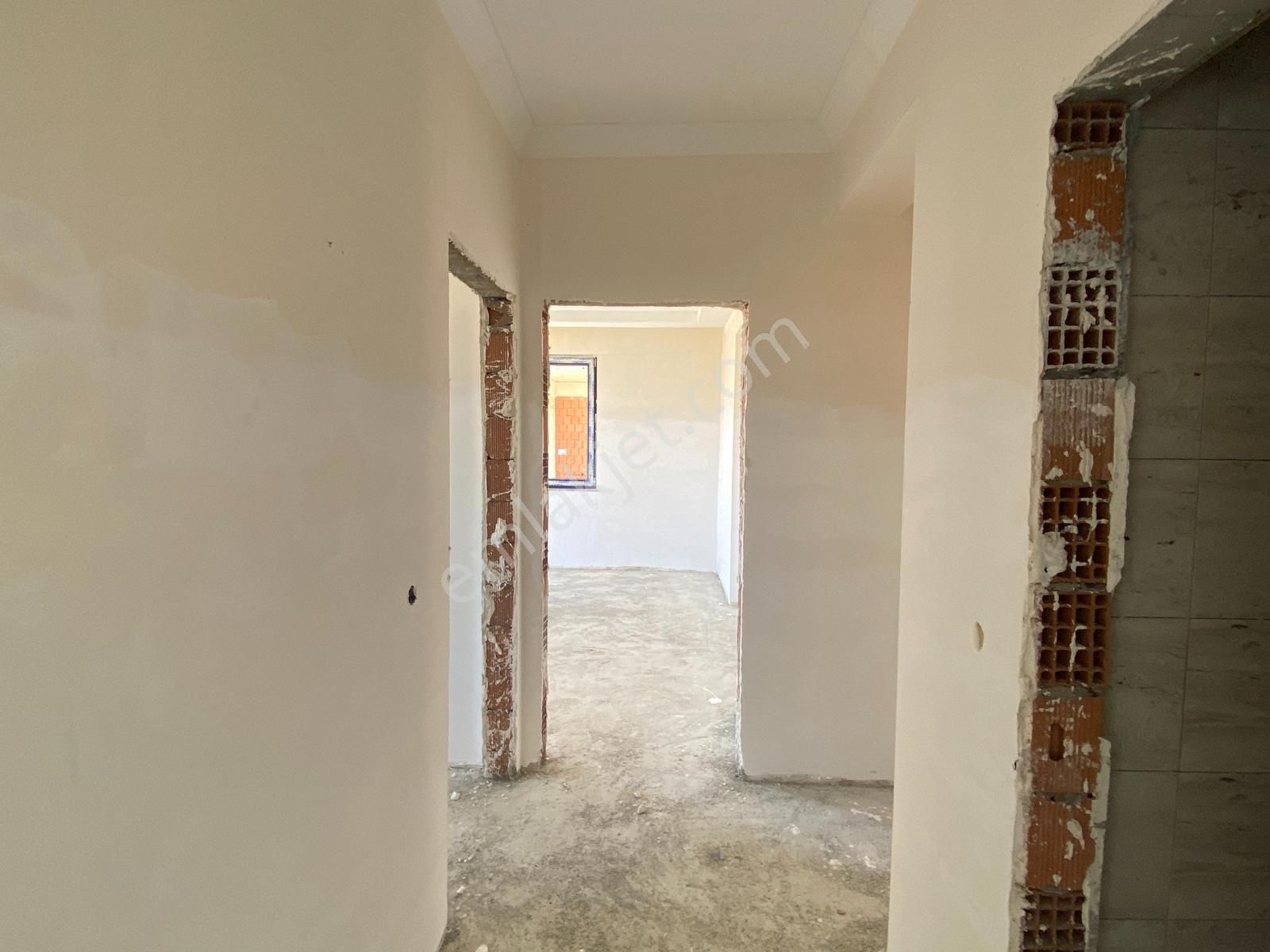 Deniz Manzaralı Altınova Cumhuriyet Mah. 2+1 Arakat Daire - Görsel 14