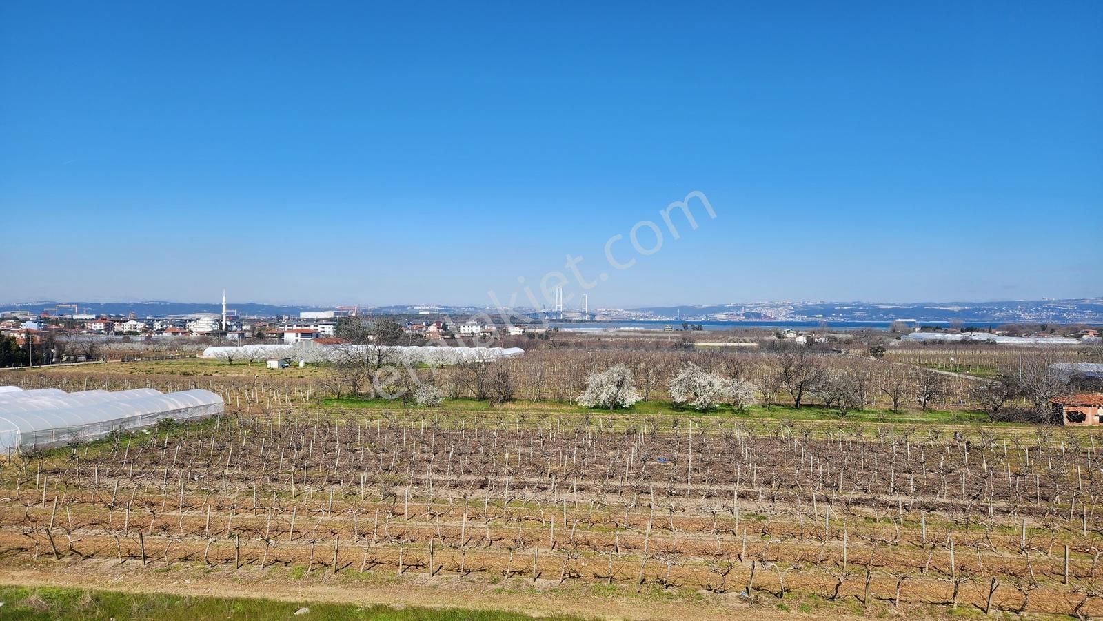 Deniz Manzaralı Altınova Cumhuriyet Mah. 2+1 Arakat Daire - Görsel 17