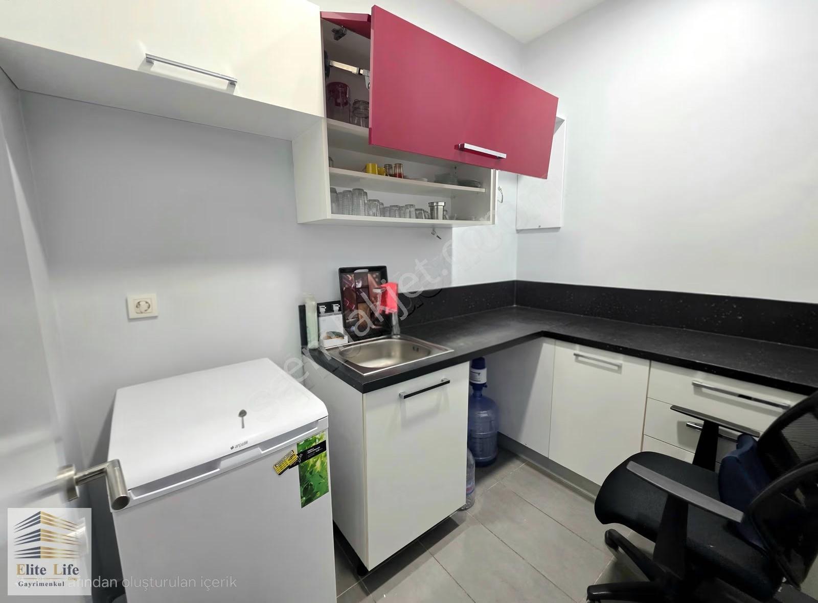 Ege Yapı İzpark Plazada Aynı Katta 366 M2 İki Ofis Tek Fiyat - Görsel 30