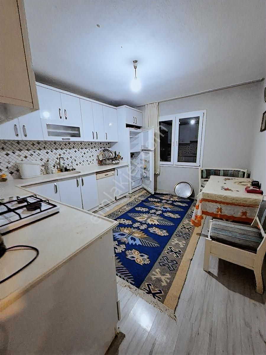 Bornova Evka4 Yanı Kiralık Ful Eşyalı Daire - Görsel 3