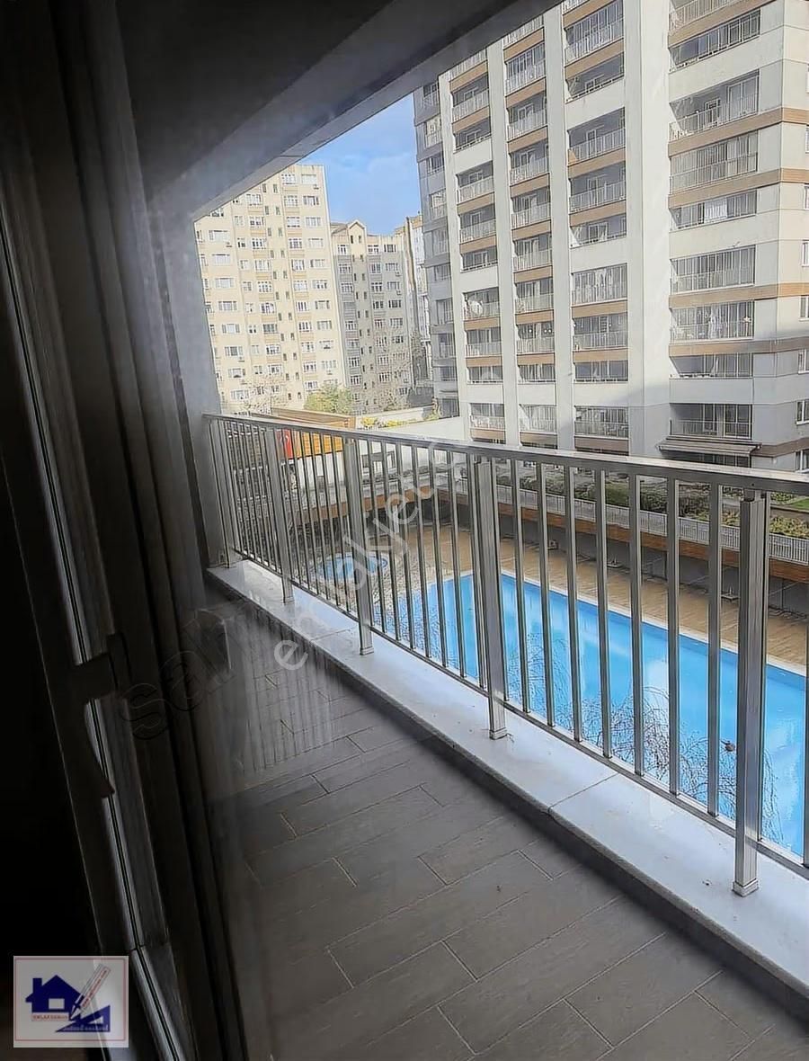 Nesrin'den Makyol Yaşam Sitesin De Havuz Cephe Büyük Boy 1+1 - Görsel 9