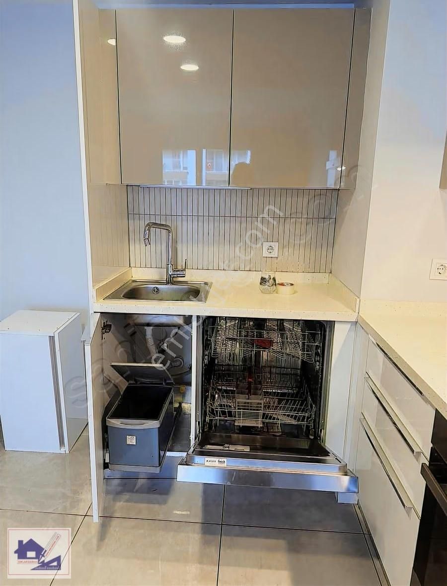 Nesrin'den Makyol Yaşam Sitesin De Havuz Cephe Büyük Boy 1+1 - Görsel 18