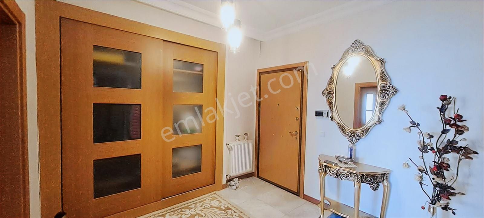 Yazır Mah.bakımlı Satılık Site İçi 4+1 Ara Kat Daire - Görsel 2