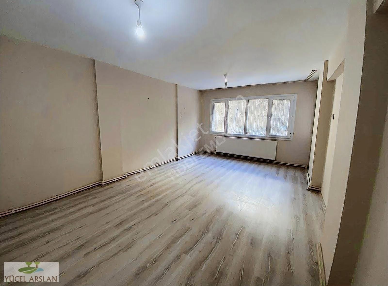 Çiğli Egekent Mah. 3+1 Merkezi Konumda Satılık Daire