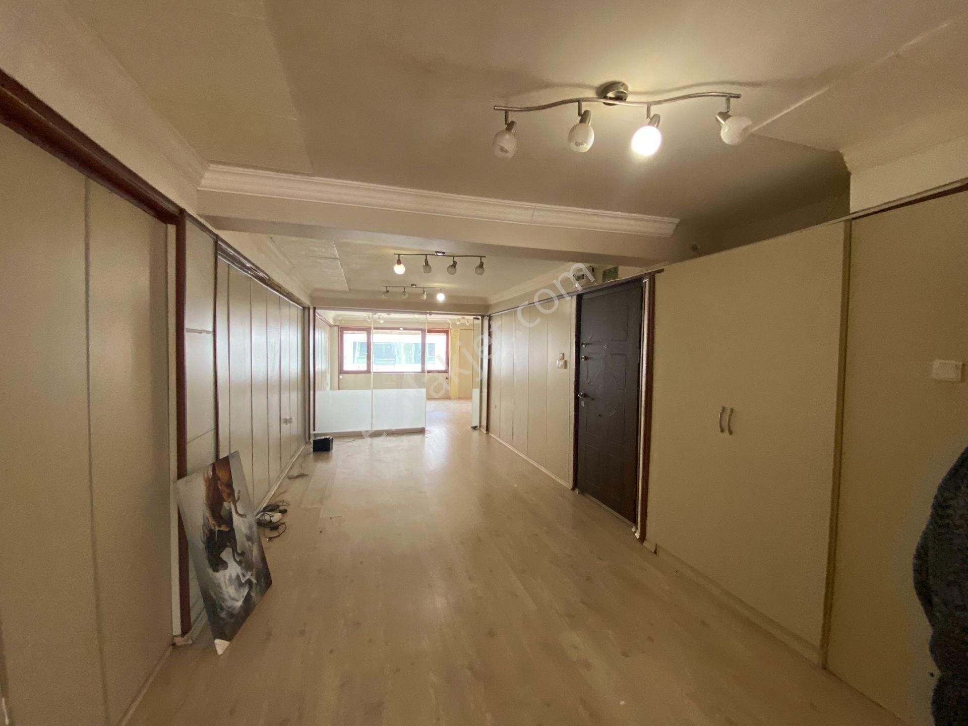 Konak Alsancak İsmet Kaptan Mah. 70m2 Kiralık 1+1 Ofis - Görsel 6