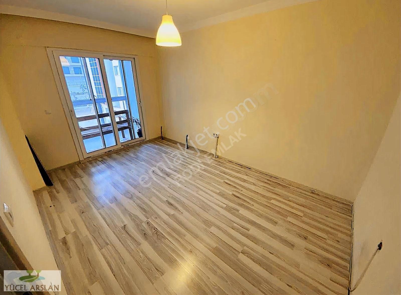 Çiğli Harmandalı'nda Satılık 1+1 Geniş Daire Cambalkon Ekstralı - Görsel 3