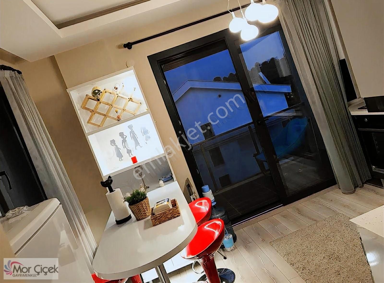 Morçiçek'ten Mordoğan'da Kiralık Eşyalı 3+1 Çatı Dubleks - Görsel 12
