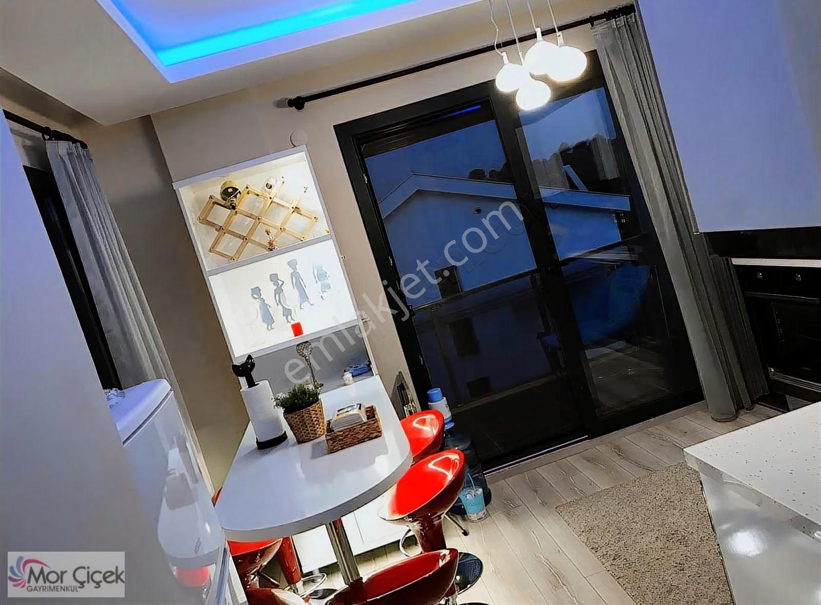 Morçiçek'ten Mordoğan'da Kiralık Eşyalı 3+1 Çatı Dubleks - Görsel 8