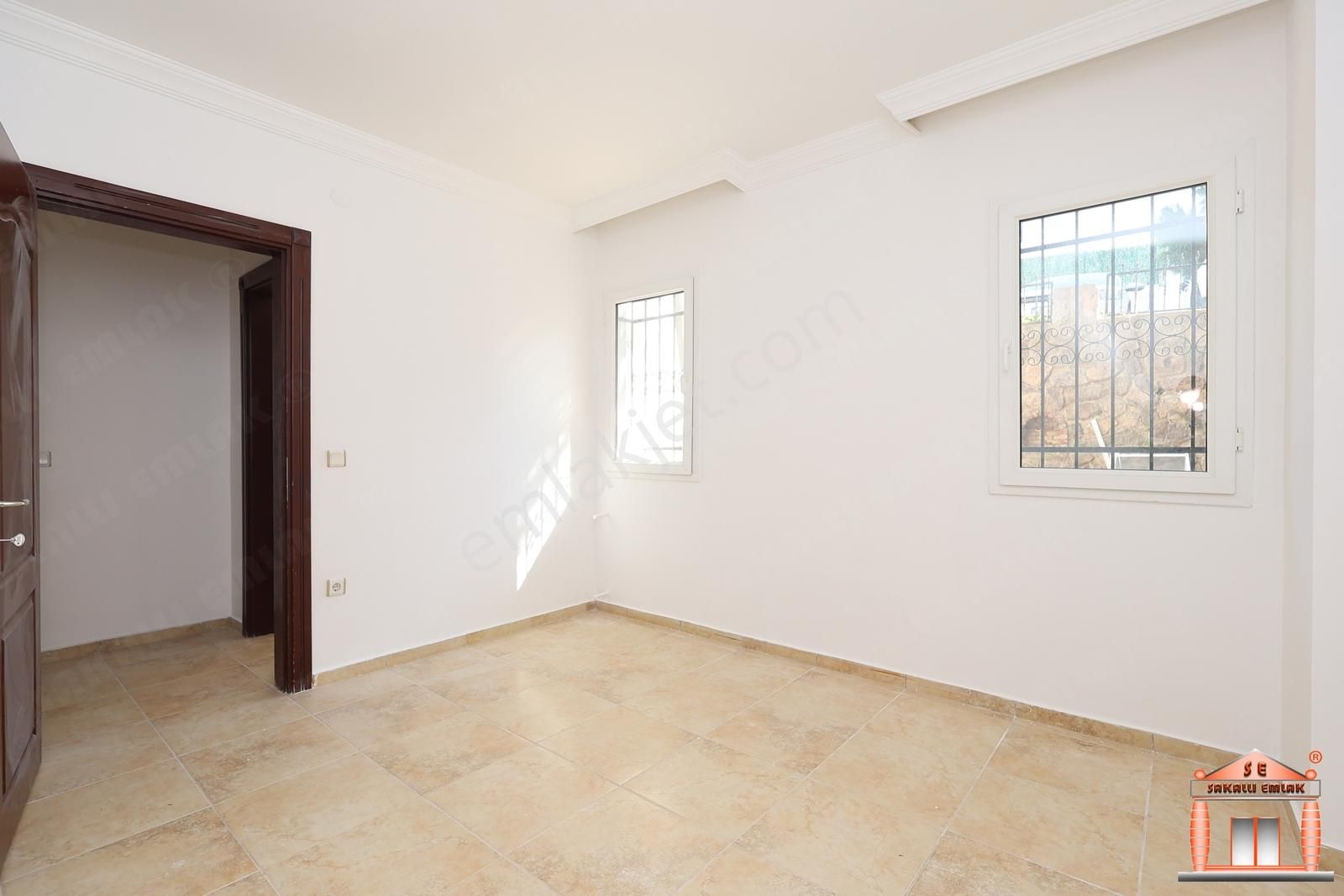 S-a-k-a-l-l-ı-dan Turgutreiste Merkeze Yakın 3+1 Kiralık Daire - Görsel 11