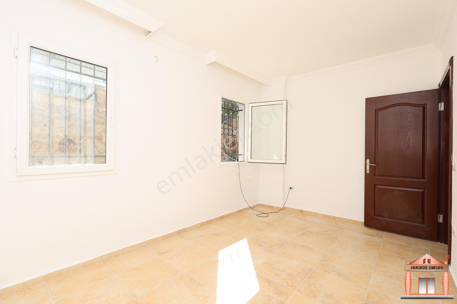 S-a-k-a-l-l-ı-dan Turgutreiste Merkeze Yakın 3+1 Kiralık Daire - Görsel 5