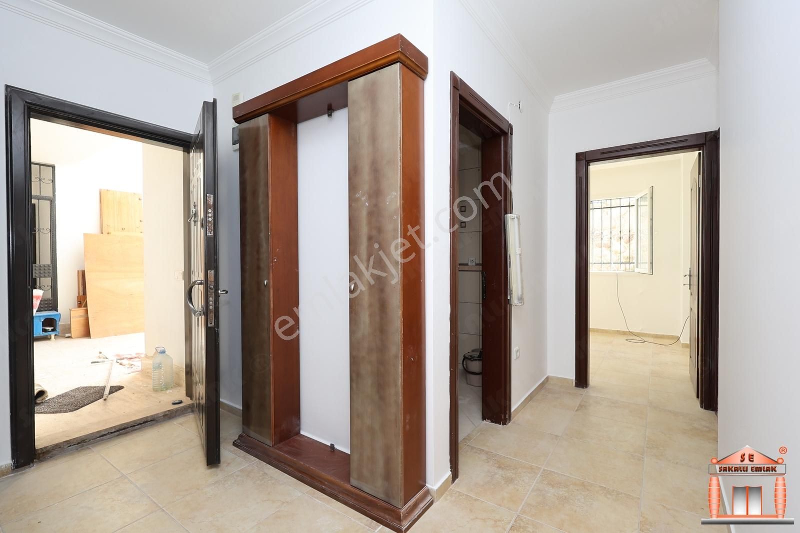 S-a-k-a-l-l-ı-dan Turgutreiste Merkeze Yakın 3+1 Kiralık Daire - Görsel 12