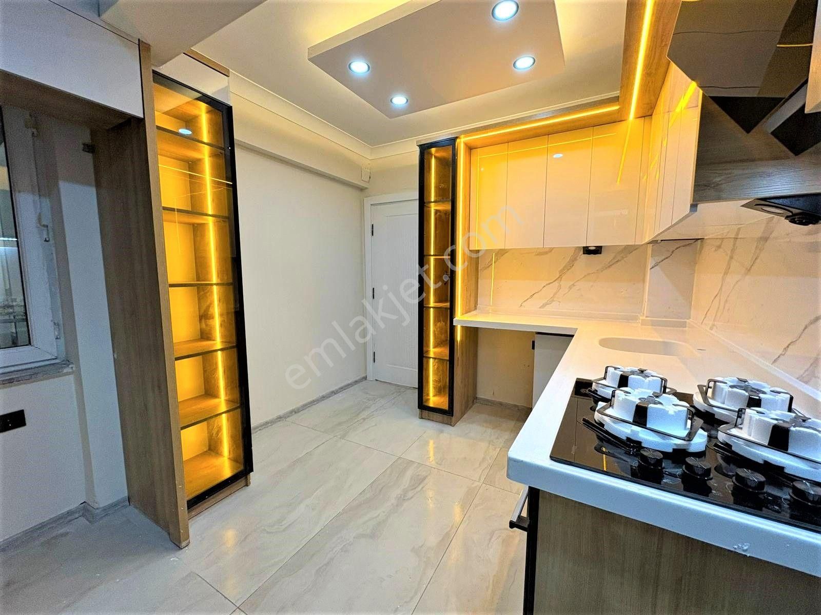 🟠🟠yetkisi Alfa'dan Akçay'da Satılık Modern Mimari Ayrı Mutfak Ebeveynli Arakat Ön Cephe 2+1 Daire - Görsel 2