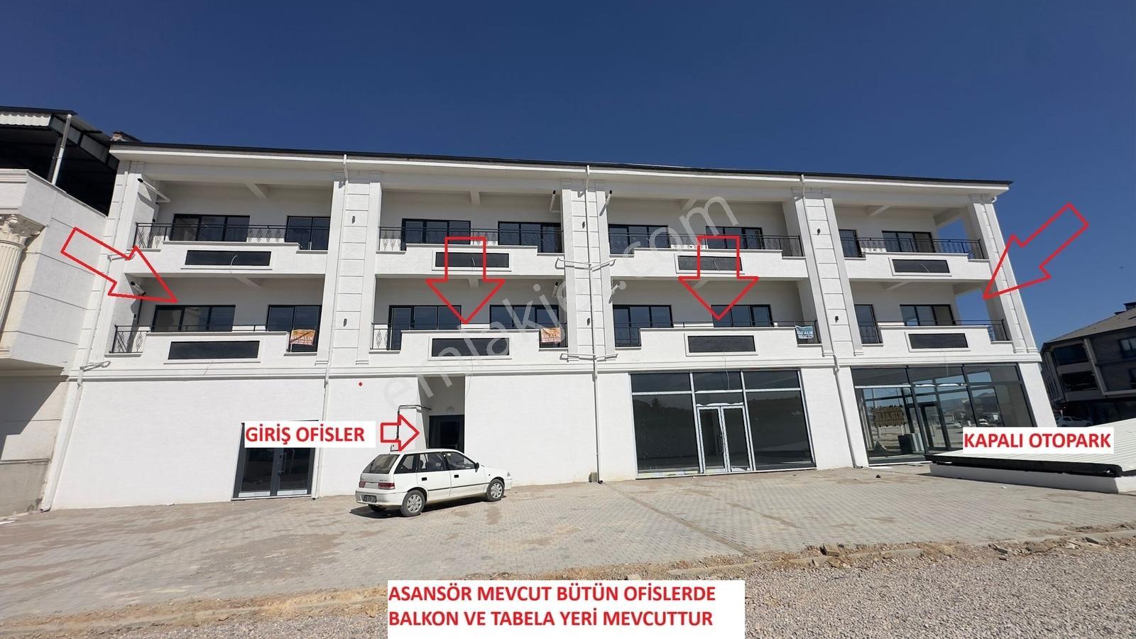 Akpınar Cd. Üzerinde Kiralık Ofisler Balkon Mevcut Tabela Değeri - Görsel 17