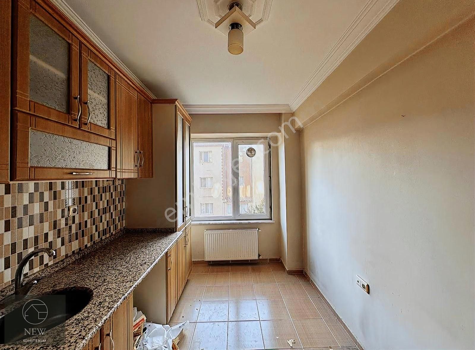 New Emlak'tan Adliye Dibinde Kiralık Geniş3+1her Katta Tek Daire - Görsel 9