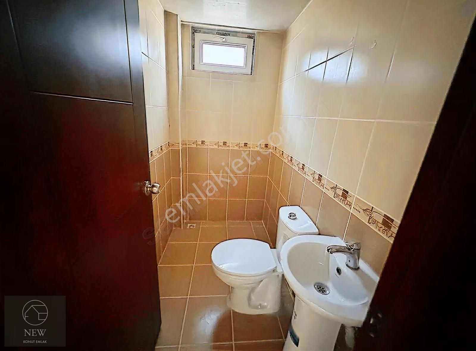 New Emlak'tan Adliye Dibinde Kiralık Geniş3+1her Katta Tek Daire - Görsel 3