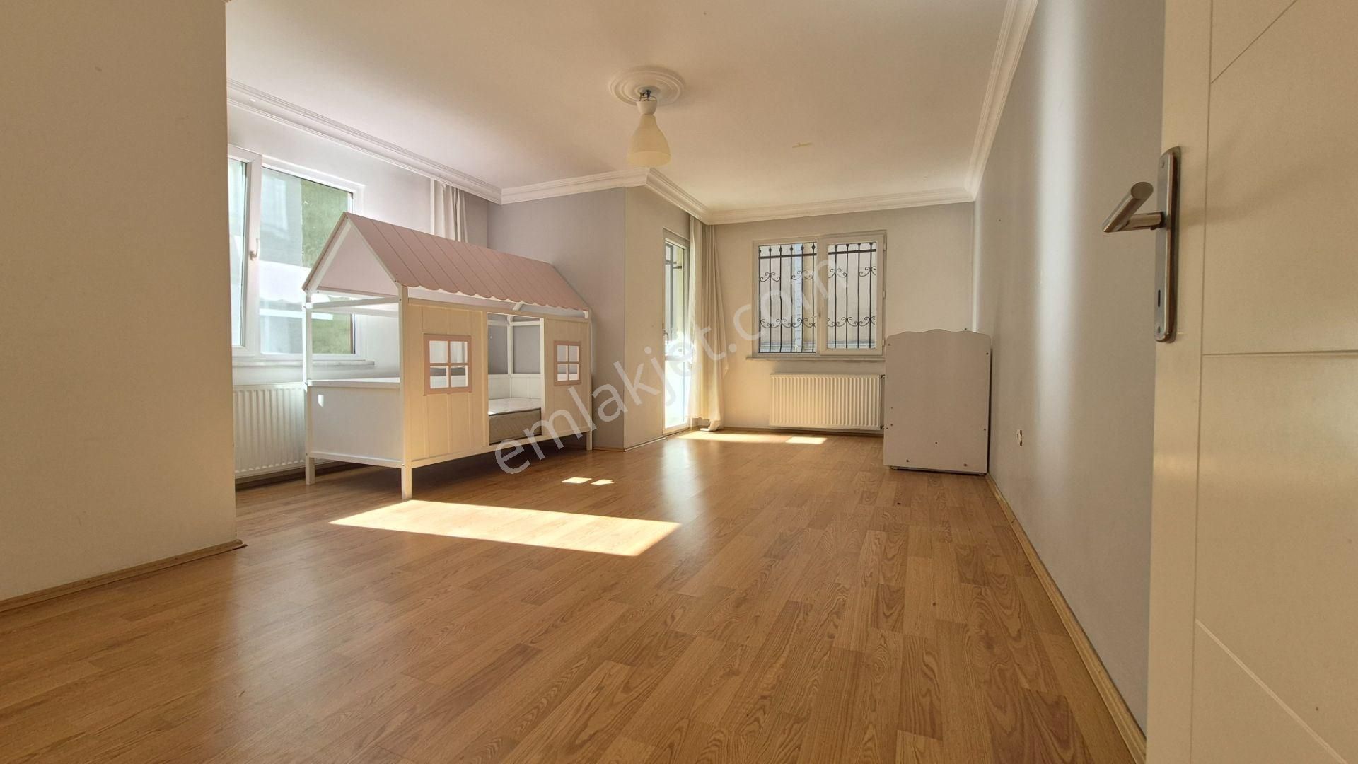 Üsküdar Ferah Mah 132 M2 Net 3+1 Satılık Daire Enta Emlak - Görsel 15