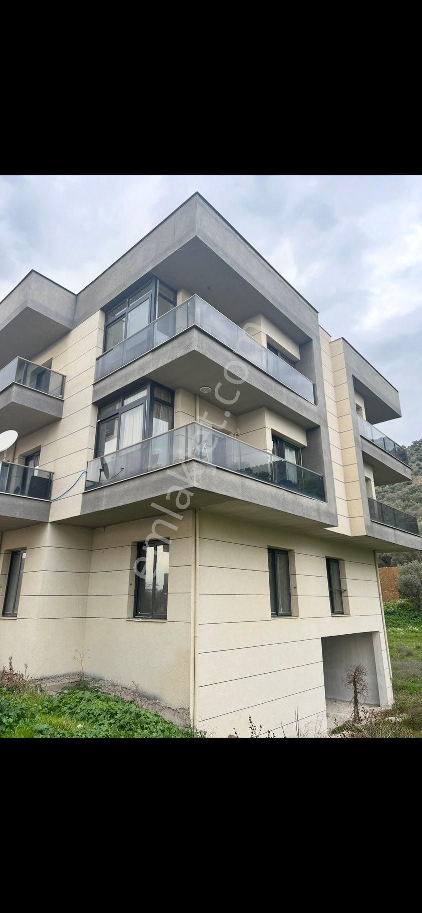 Bayındır Demircilik Mahallesi’nde Uygun Fiyatlı 3+1 Zemin Kat Daire – Tapu Hazır - Görsel 2