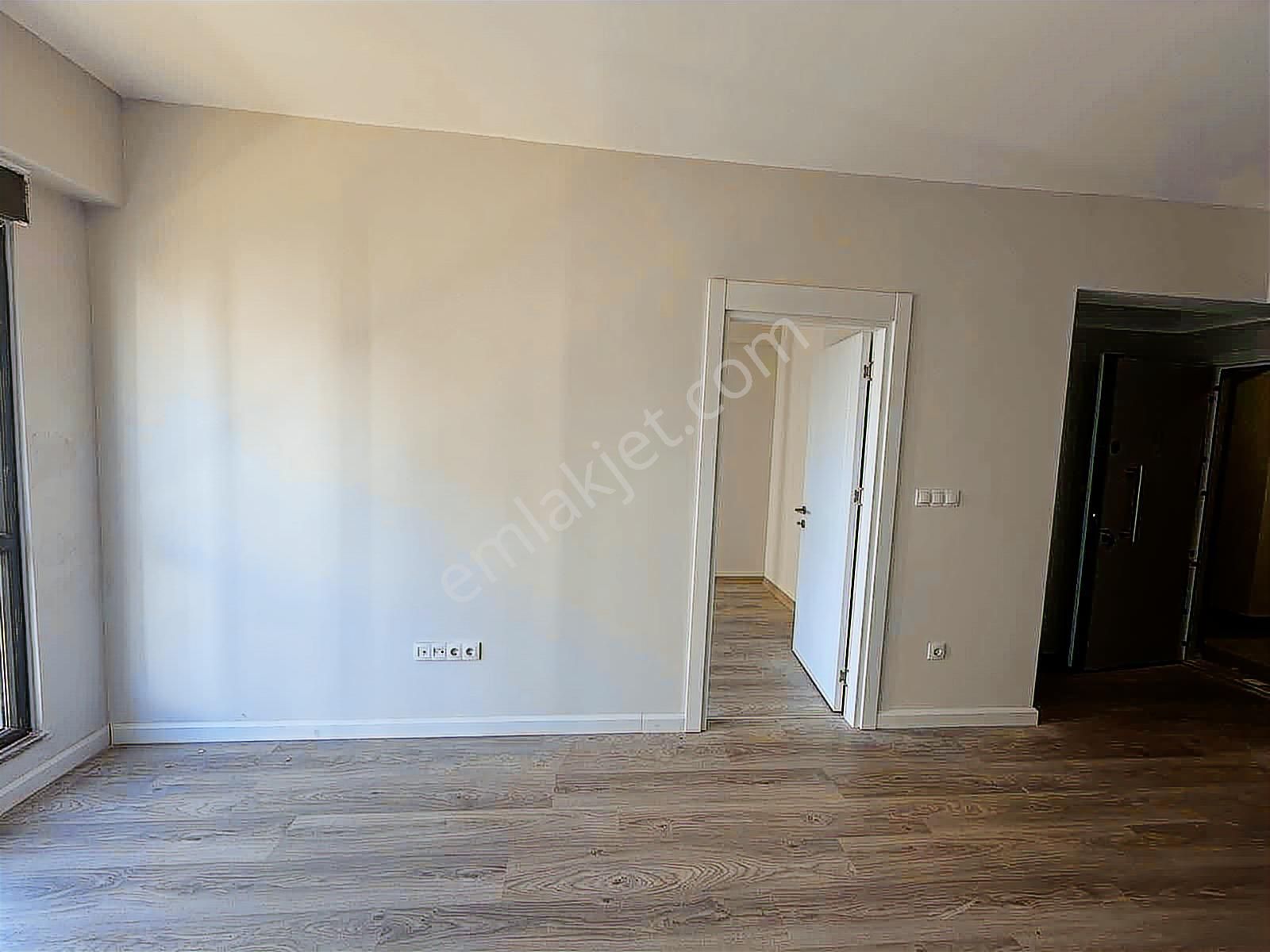 Sur Yapıda Katta İçi Boş Deniz Manzaralı F Parsel 1+1 Daire - Görsel 5