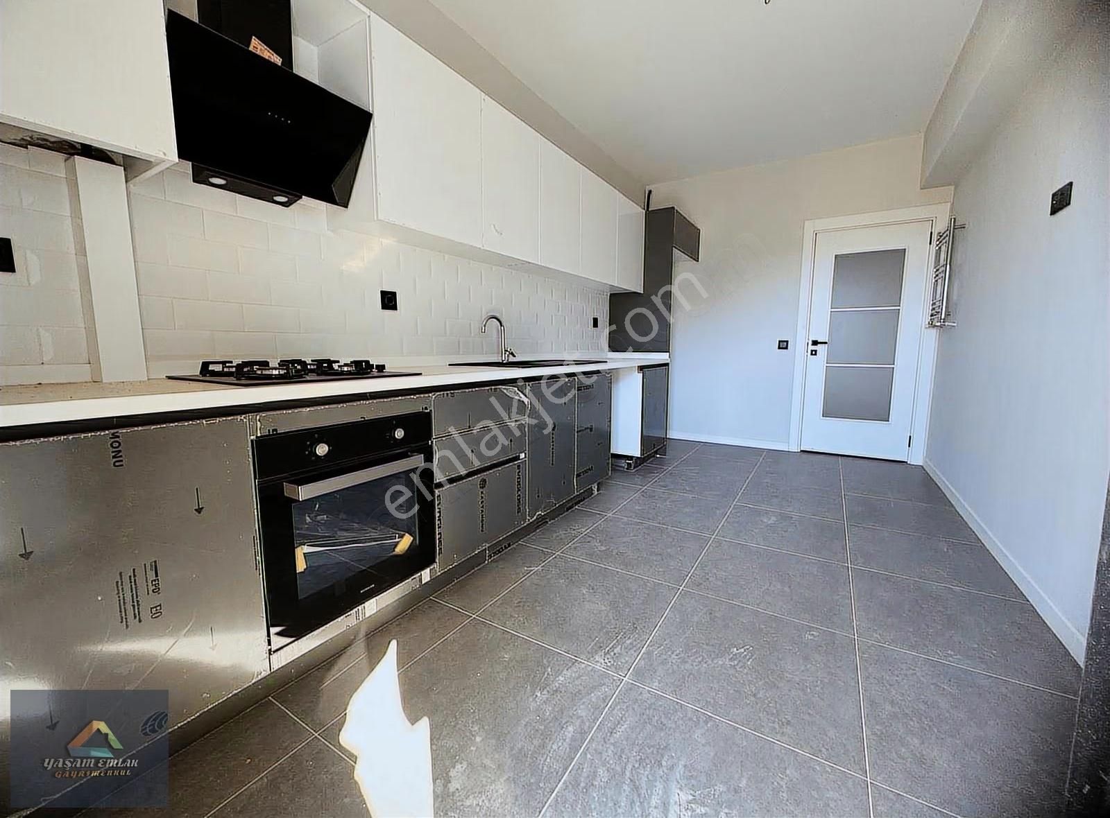 Optimum Yenişehirde Metroya Yakın Konumda Kiralık 4.5+1 Daire - Görsel 2