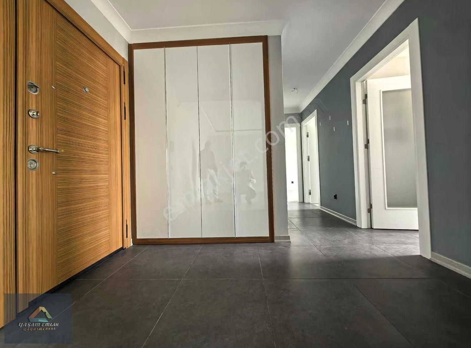 Pendik Yenişehir Optimum Gardens Sitesi 2+1 Ebeveyn Banyolu Dair - Görsel 18