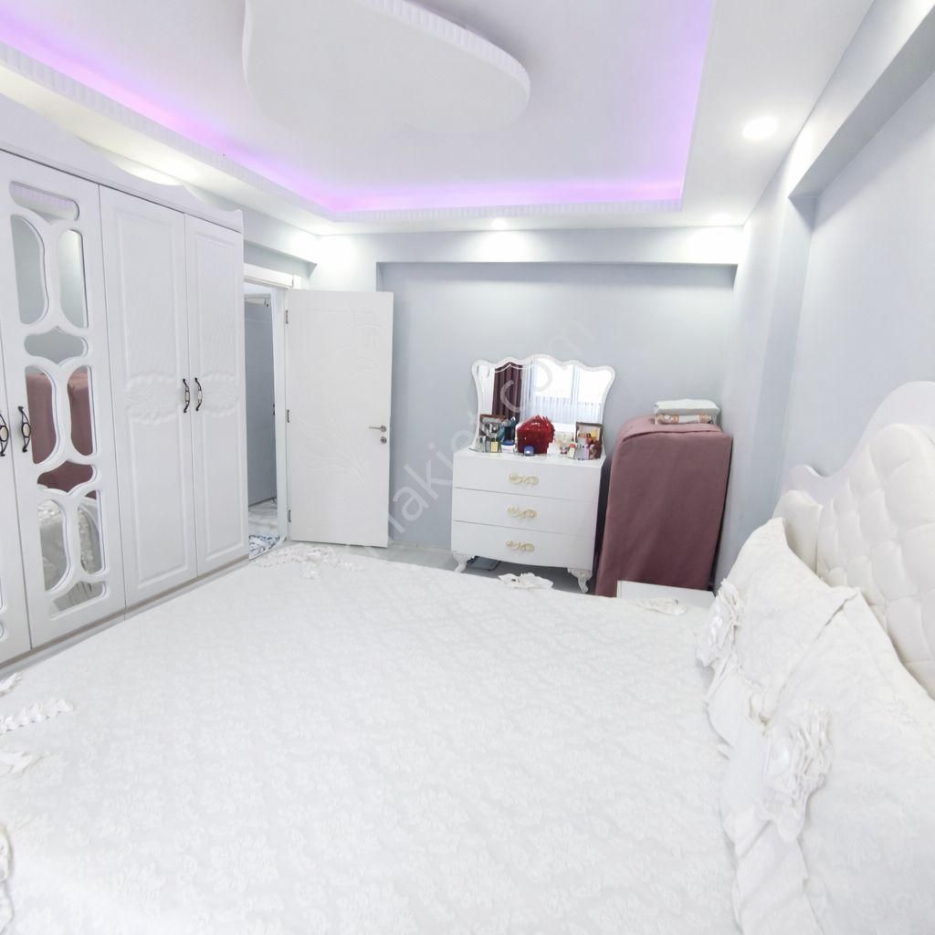 Yeni Binada Ön Cephe Satılık - Görsel 6