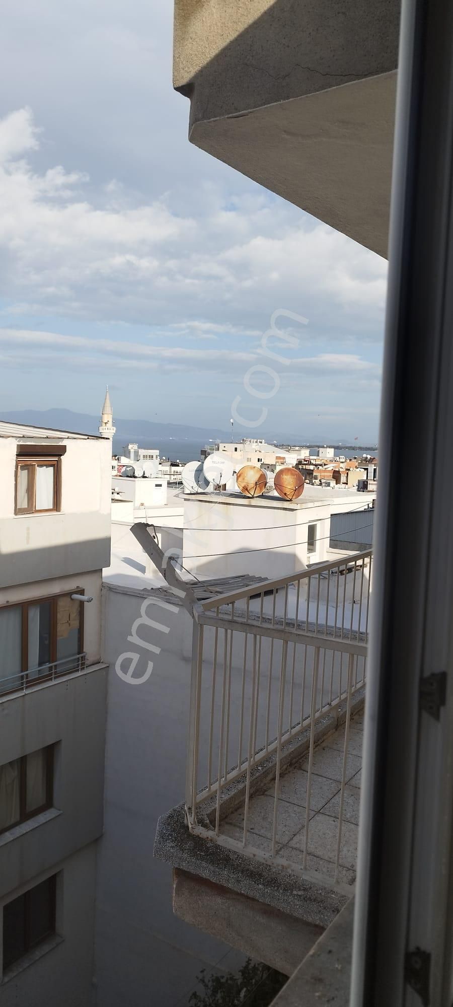 Aliağa'da Deniz Manzaralı Satılık 2+1 Daire - Görsel 12