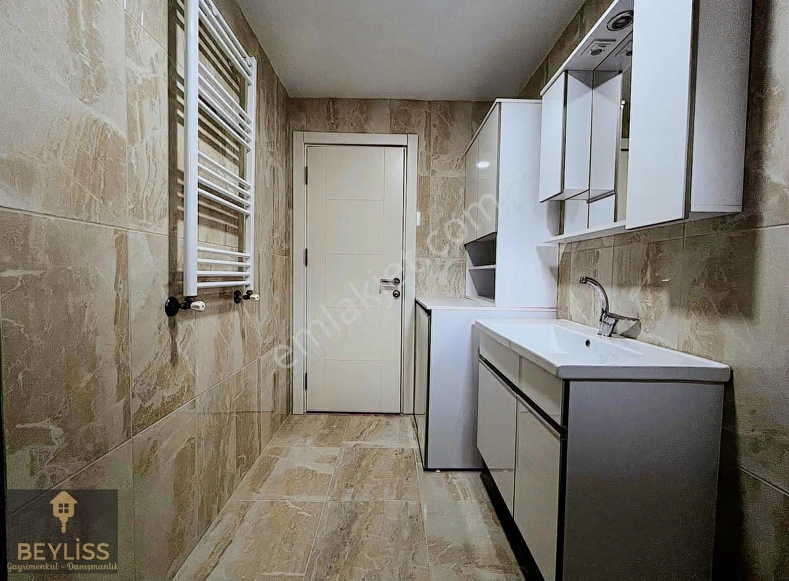 Muratçeşme Ana Caddede Nezih Konumda Deniz Manzaralı 2+1 Lüx - Görsel 13