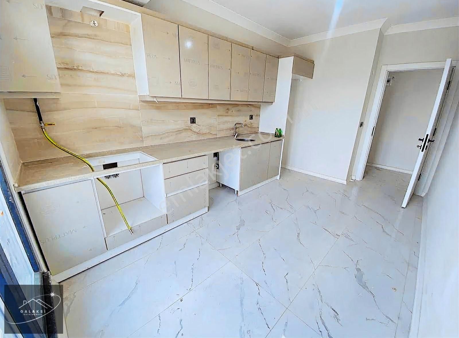 Erenler Yeni Mah. Geniş Sıfır Satılık 3+1 Lüks Daire - Görsel 13