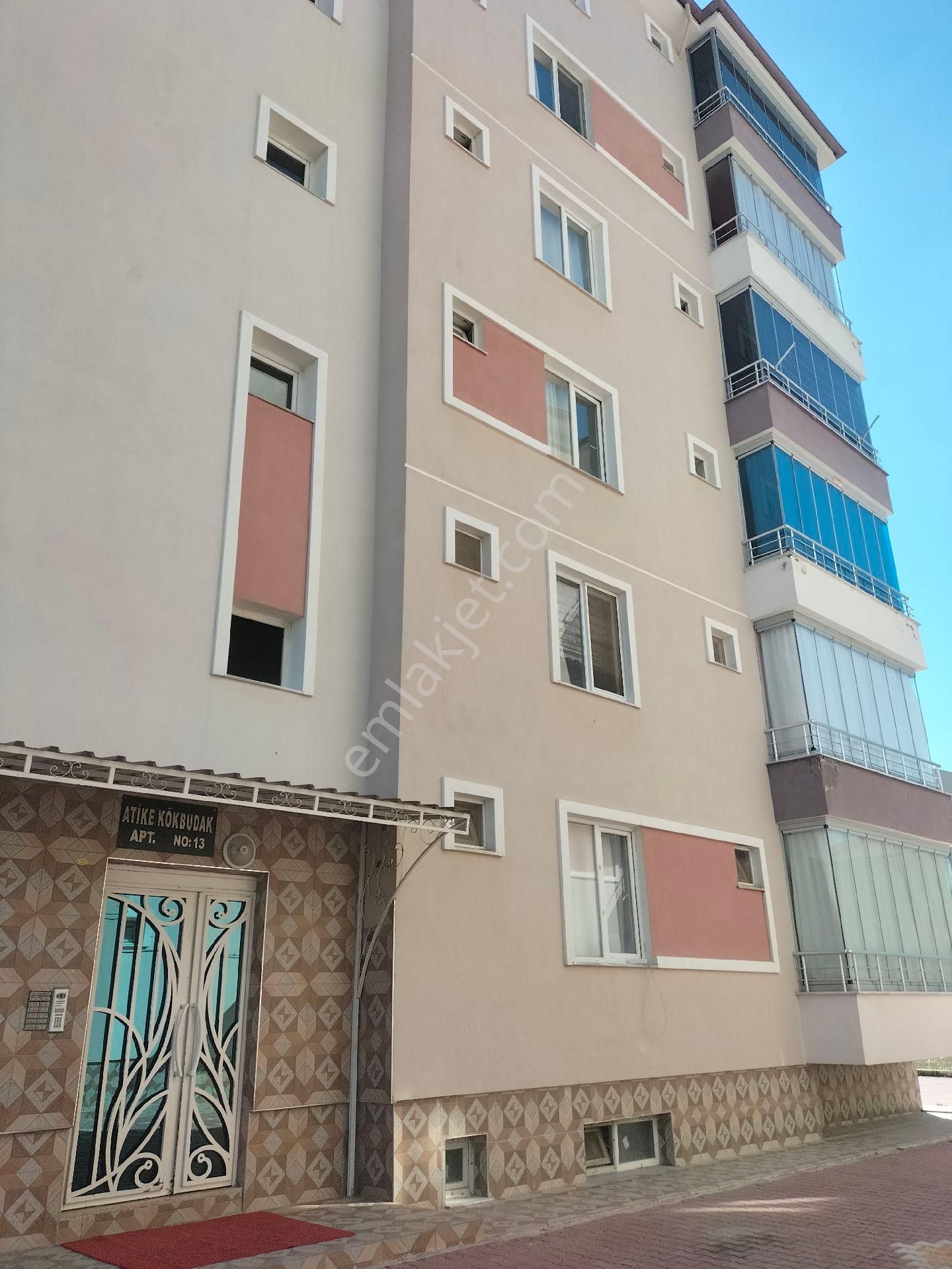 Konya Ereğli Merkez De Ara Kat Satılık 3+1