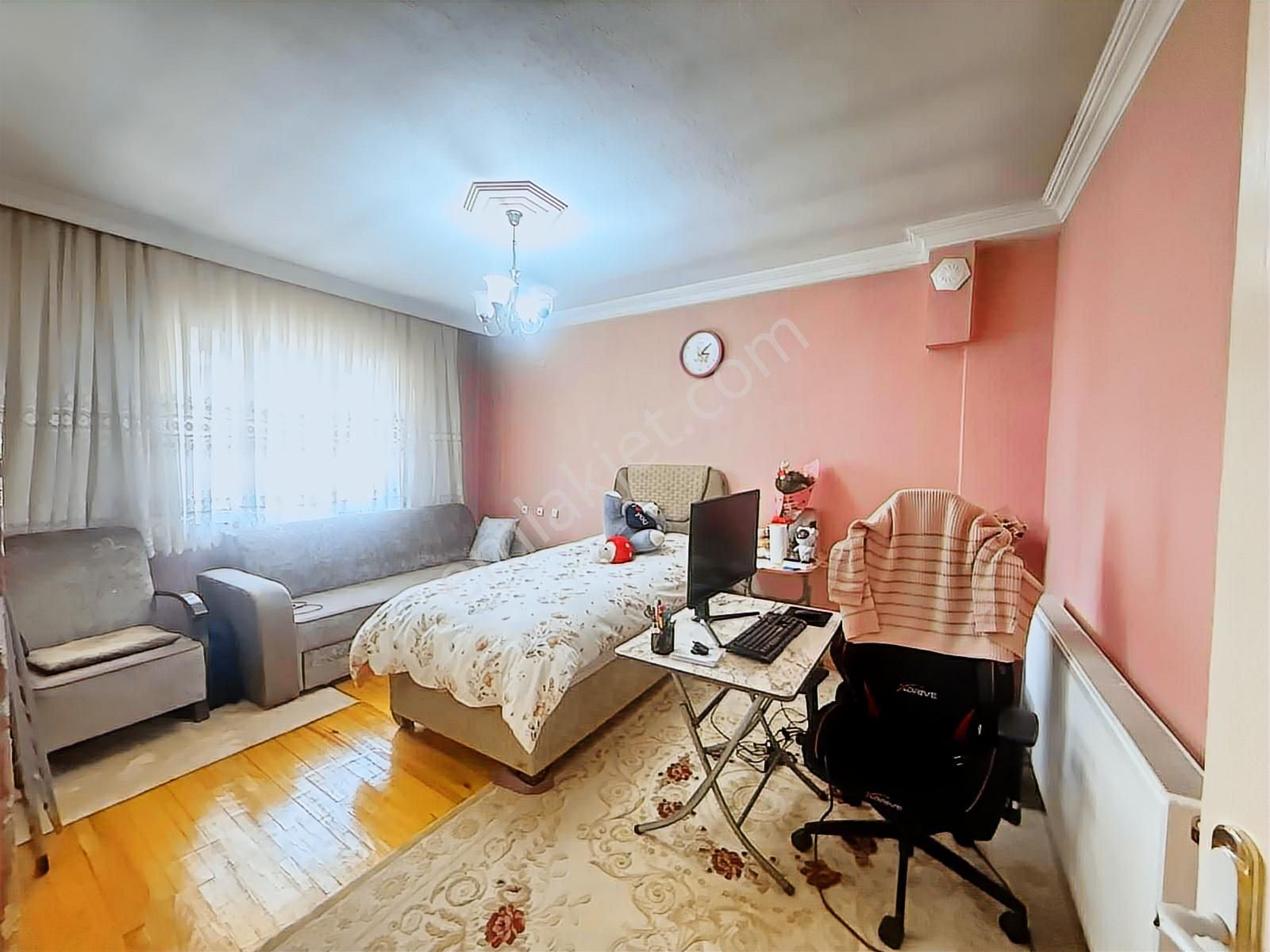 Yedi Eylül Mah Satılık Arakat Daire - Görsel 3