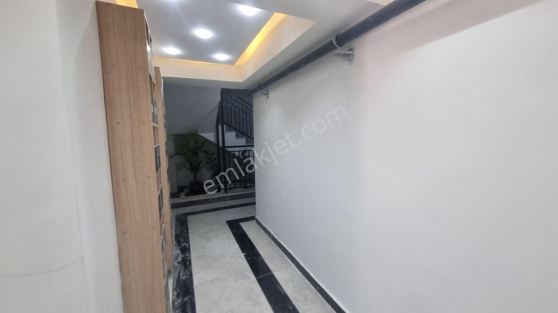 Menemen Uğur Mumcu Mh. 2+1 Kapalı Mutfak Ara Kat Sıfır Daire - Görsel 4